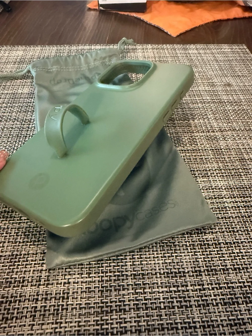 iPhone 16 Pro Max Loopy Case Olive Green